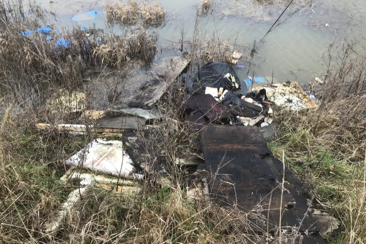 Mapping litter found in a local river