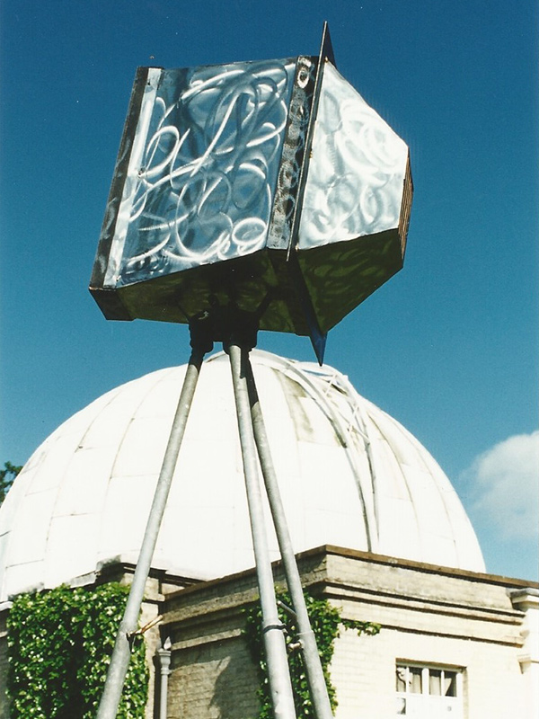 Quantum Tripod - Metal sculpture